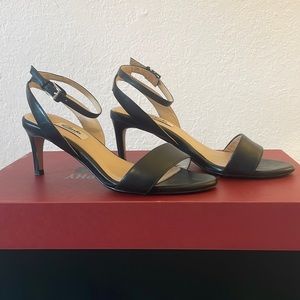 Clarks Black Sandals 8M